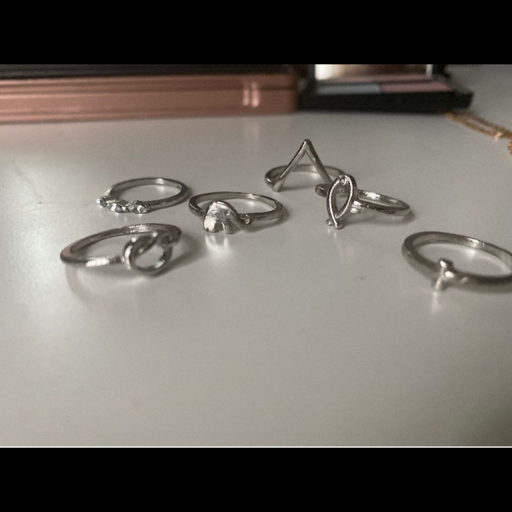 Silver ring set